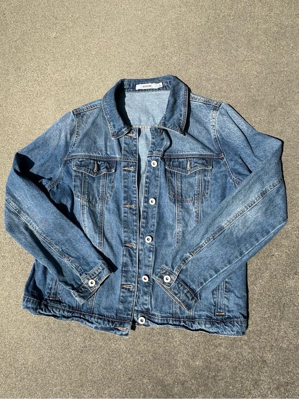 Blue denim jacket 💙